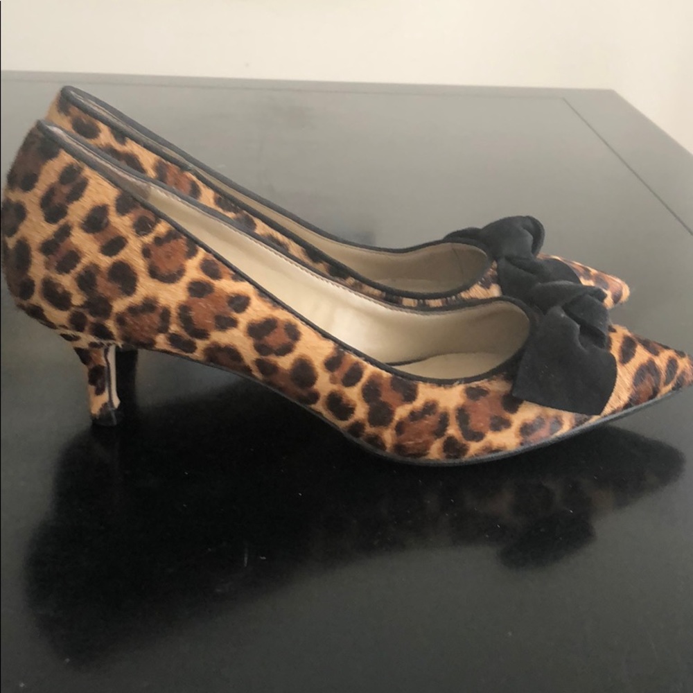 Ann Taylor Leopard Kitten Heels Size 6.5